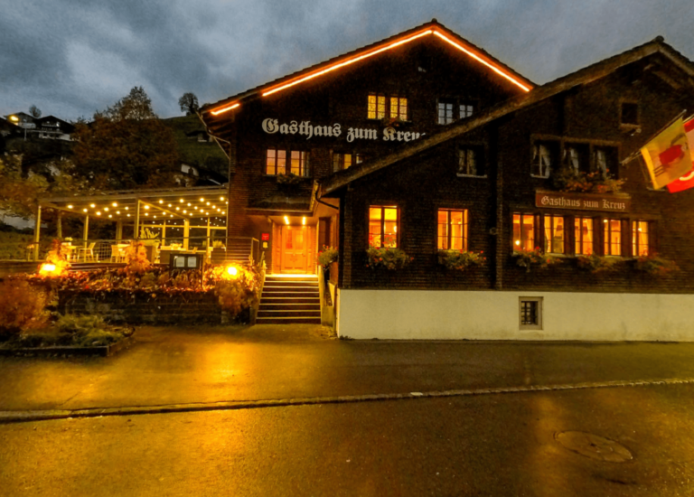 Gasthaus zum Kreuz, Dallenwil-min